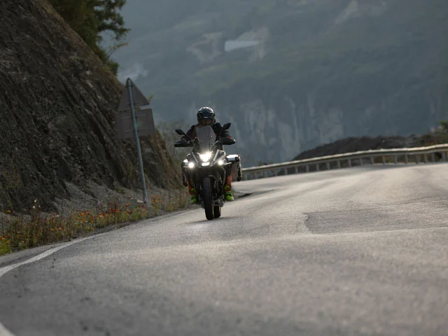 Long Distance Motorcycle Riding: Tips and Recommendations